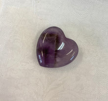 Load image into Gallery viewer, Crystal - mini hearts