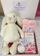 Load image into Gallery viewer, Mum/Baby Gift Box