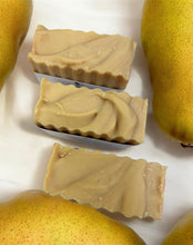 Load image into Gallery viewer, French Pear Body Bar