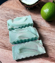 Load image into Gallery viewer, Coconut & Lime Body Bar (Cocolime)