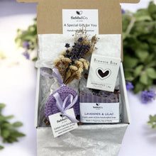 Load image into Gallery viewer, For Mum Gift Box