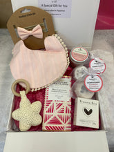 Load image into Gallery viewer, Mum/Baby Gift Box