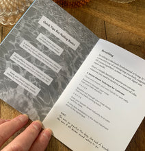 Load image into Gallery viewer, Mental Wellbeing Mini Books