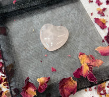 Load image into Gallery viewer, Crystal - mini hearts