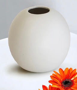 Studio Vase