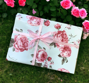 Rose Petal Gift Box