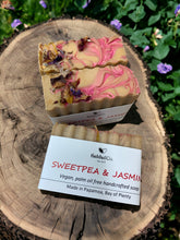 Load image into Gallery viewer, Sweetpea &amp; Jasmine Body Bar

