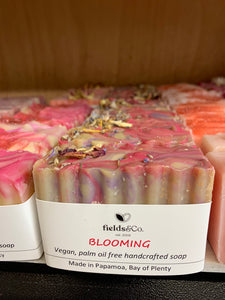 Blooming Body Bar